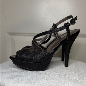 FIONI  Sparkling Black Heels